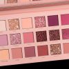 18 Colors Nude Eyeshadow Palette