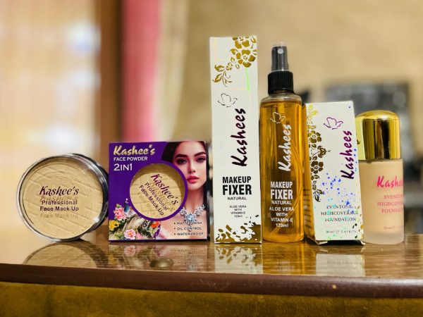 3 In 1 Kashee’s Deal, Foundation, Compact Powder, & Fixer (random Shades)